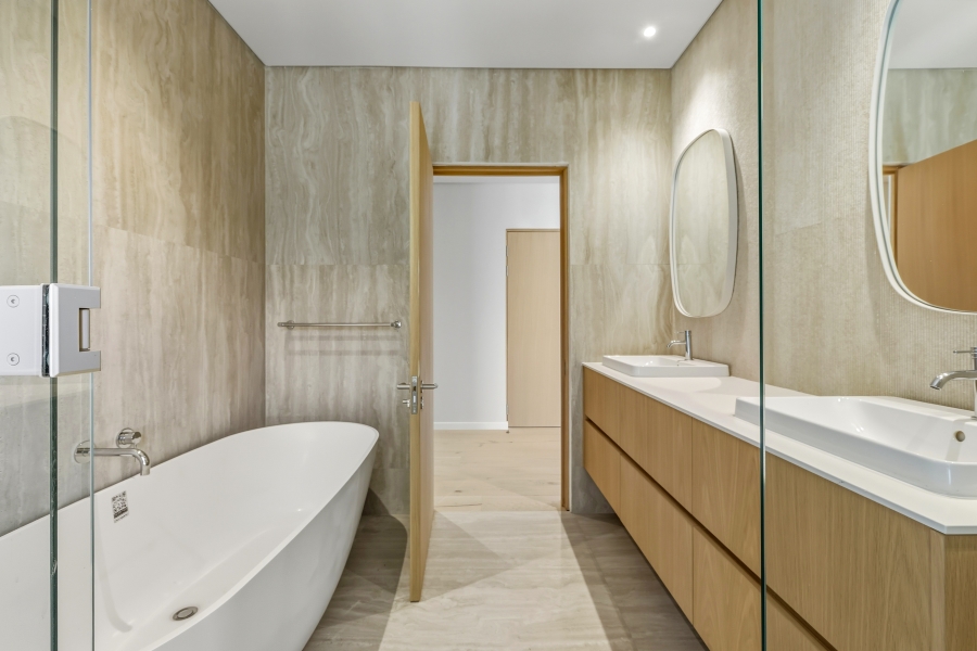 5 Bedroom Property for Sale in Camps Bay Western Cape